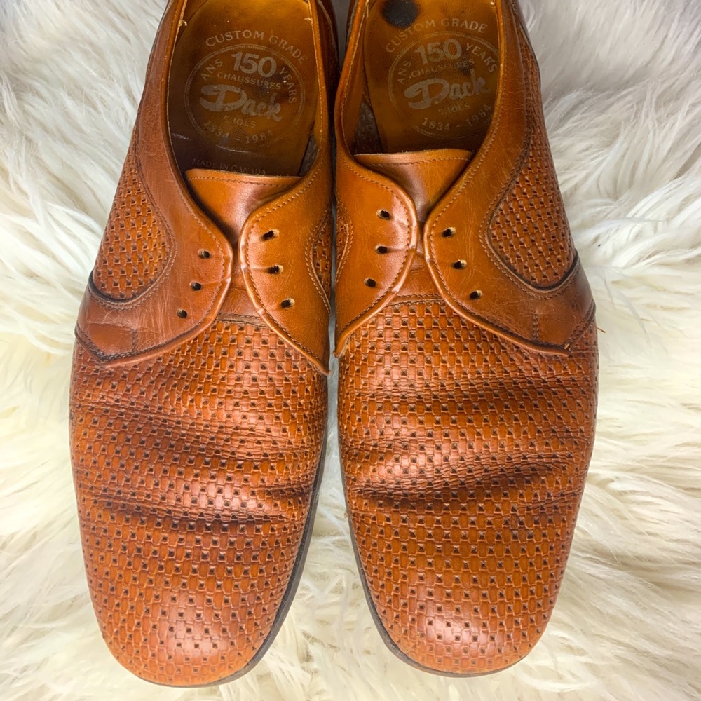 Vintage honey brown leather Dack shoes
